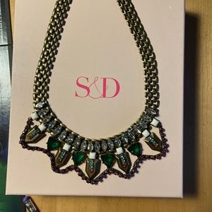 Stella and dot necklace